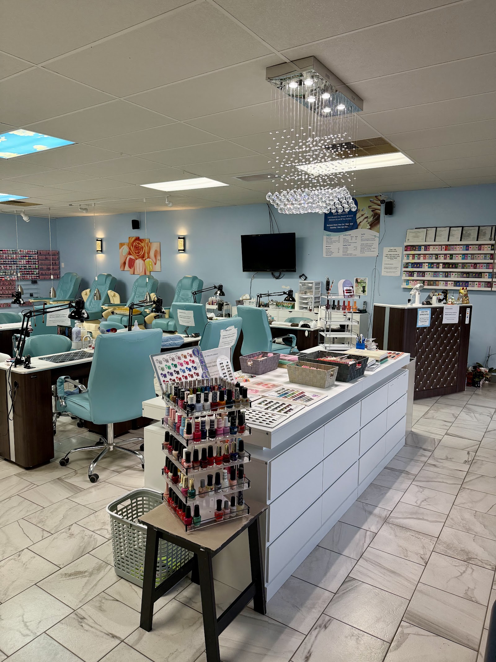 Sky Nail Spa in Howard nail work in Howard, Wisconsin
